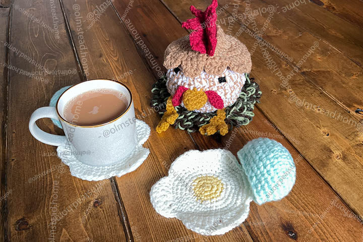 Hennifer Chicken Crochet Coaster Set