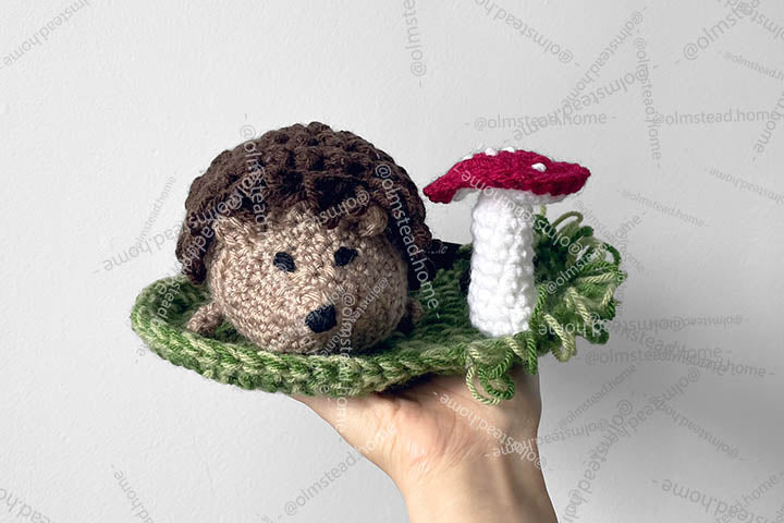 Penelope Hedgehog Crochet Coaster Set